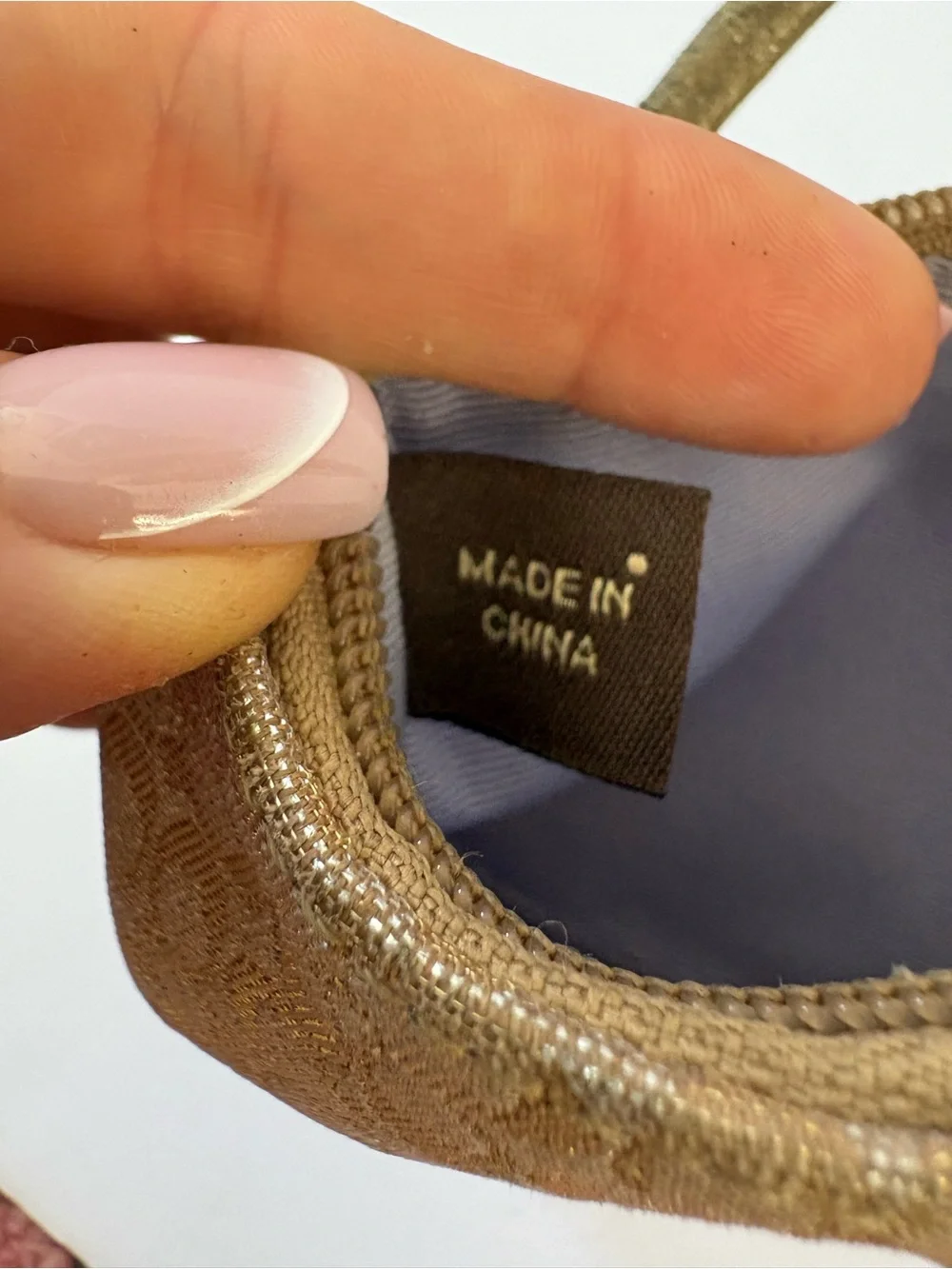 VNTG Authentic Coach Gold‎ Lurex Wristlet Clutch Mettalic Textile Jacquard Logo